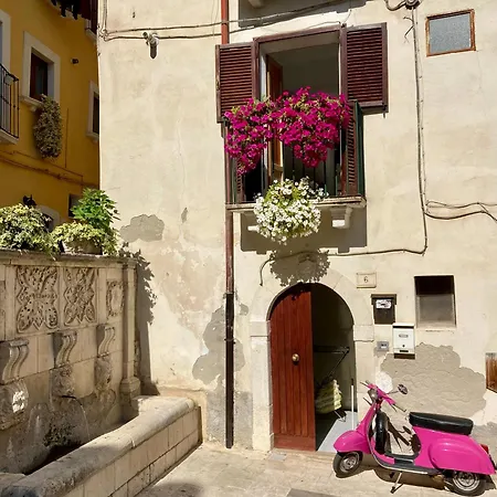 Apartment The Poets' Retreat Sulmona