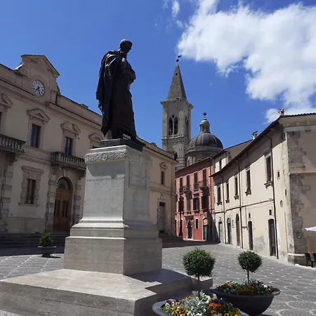 The Poets' Retreat Apartment *