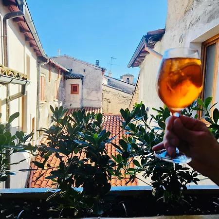 Apartment The Poets' Retreat