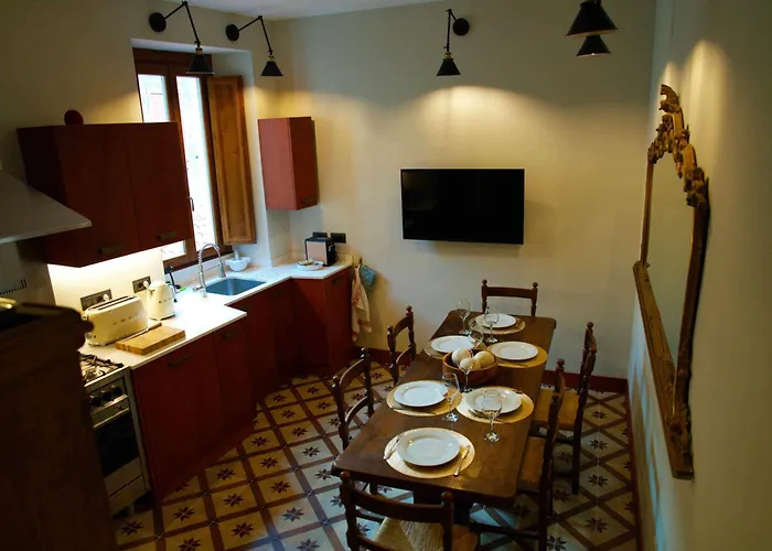 The Poets' Retreat Apartment